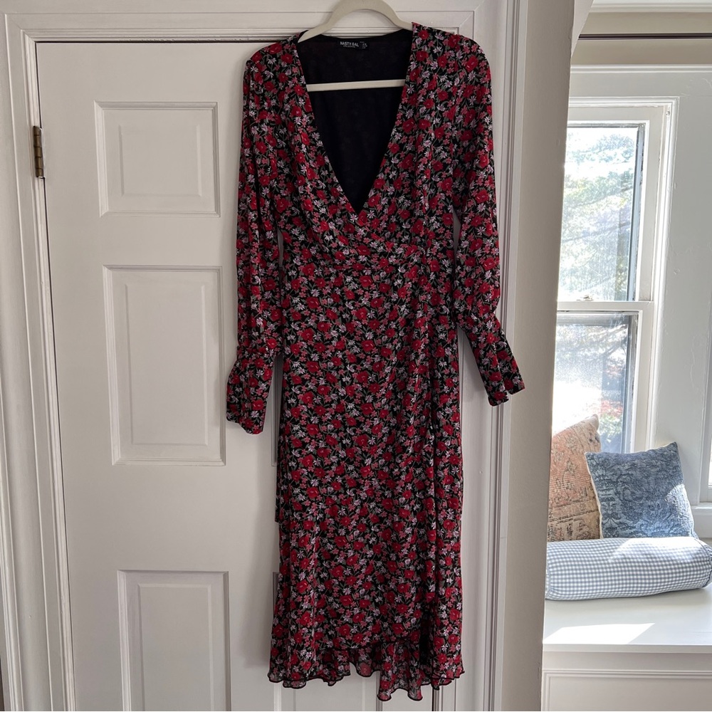Nasty Gal long sleeve midi floral dress